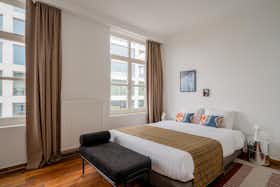 Wohnung zu mieten für 1.950 € pro Monat in Antwerpen, Van Ertbornstraat