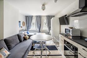 单间公寓 正在以 €1,430 的月租出租，其位于 Antwerpen, Cellebroedersstraat