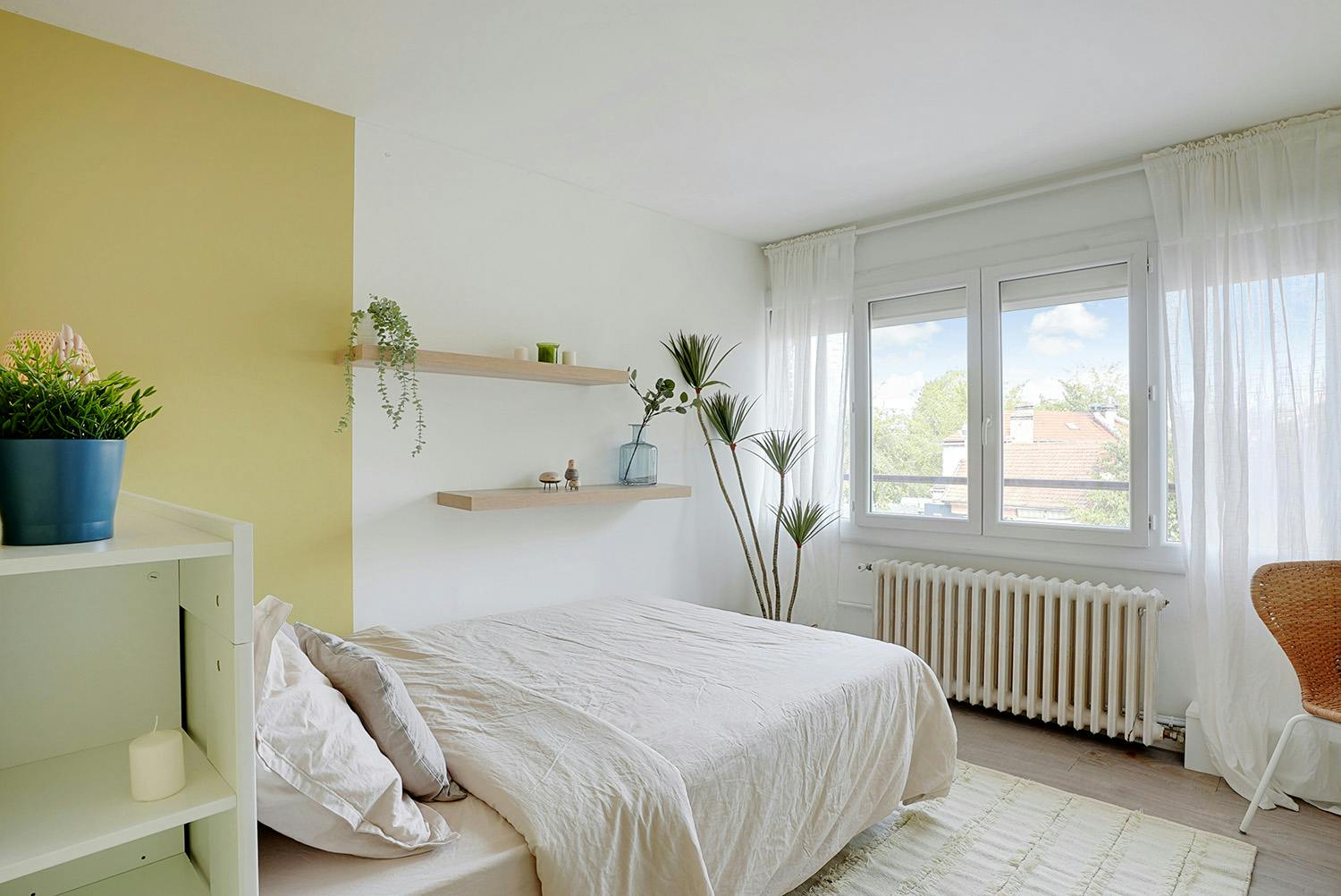 Rue de Versailles, Clamart preview