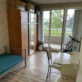 Private room for rent for €490 per month in Bonneuil-sur-Marne, Place des Libertés