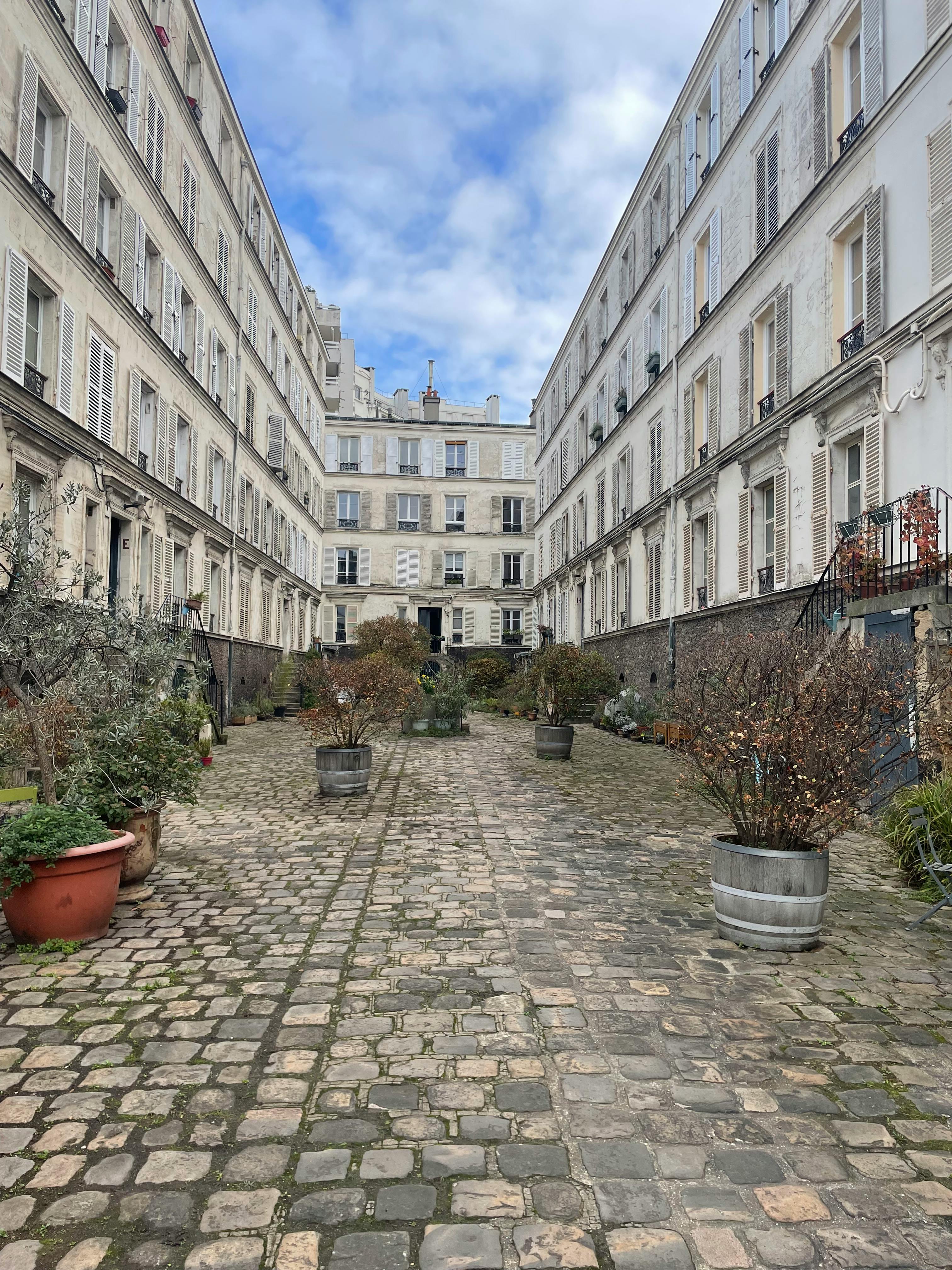 1-Bedroom Apartment in Rue de Charenton, Paris (1439762) ROOM 3
