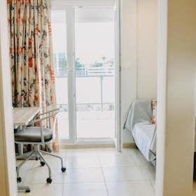 Квартира сдается в аренду за 1 700 € в месяц в Piraeus, Evergeton