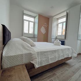 Private room for rent for €1 per month in Faro, Largo da Estação