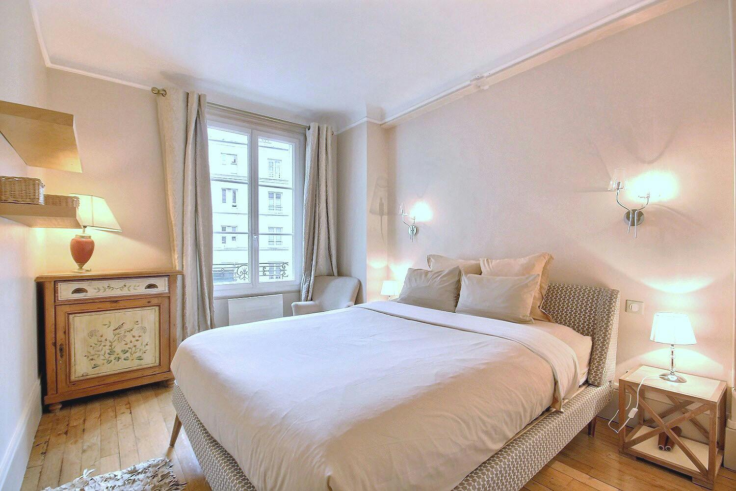 1-Bedroom Apartment in Rue de la Reine Blanche, Paris (1440058) ROOM 1
