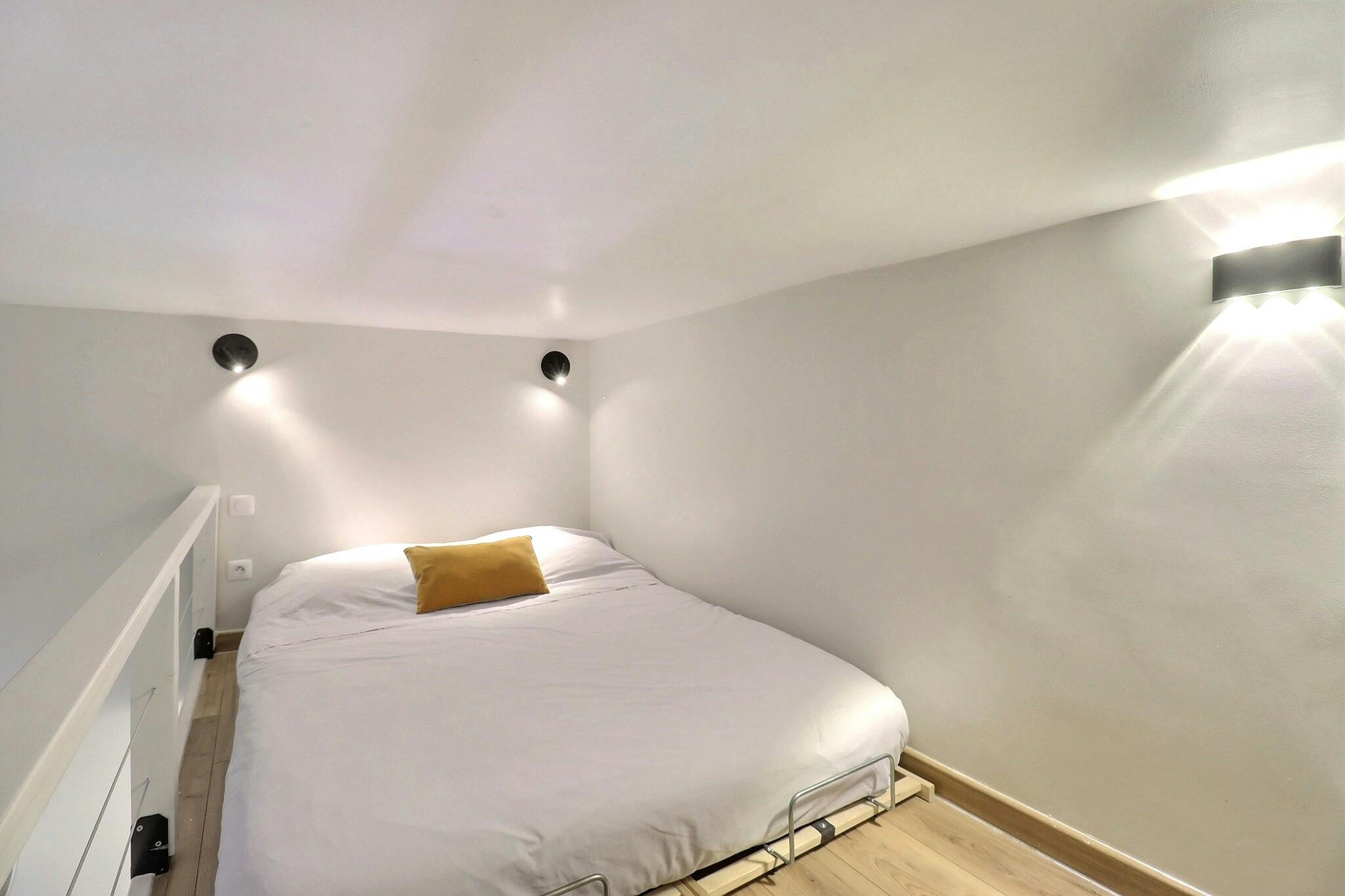 Rue des Bourdonnais, Paris preview