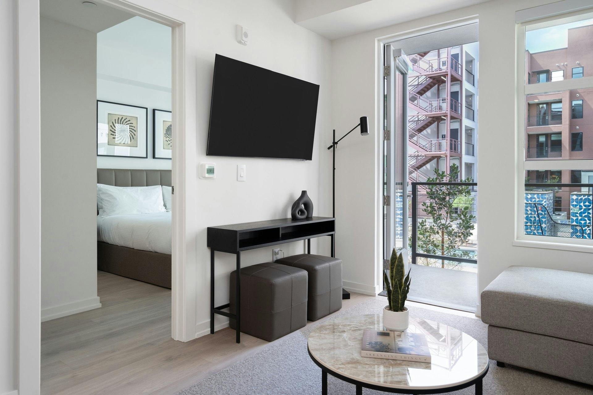 Appartement te huur voor $6,489 per maand in Los Angeles, Santa Monica Blvd