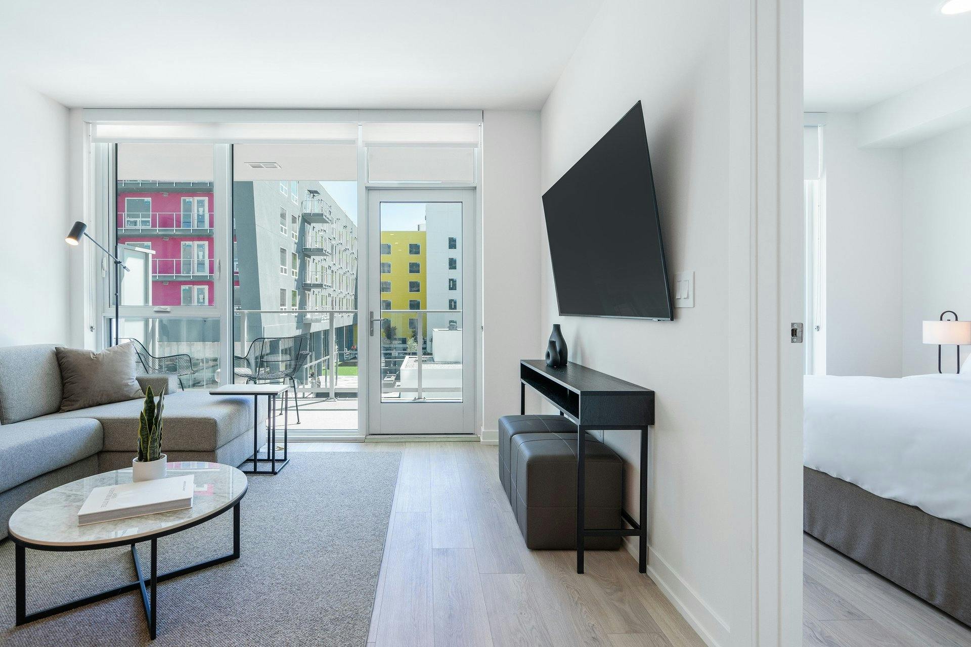 Apartment for rent for $7,000 per month in Los Angeles, Santa Monica Blvd