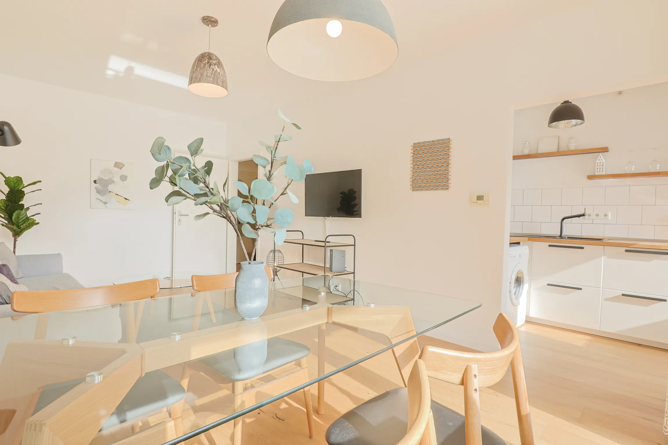 1-Bedroom Apartment in Neckarstraße, Düsseldorf (1440192) ROOM 2