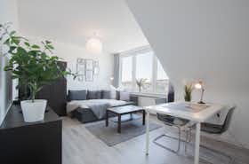Appartement te huur voor € 1.200 per maand in Düsseldorf, Schwerinstraße