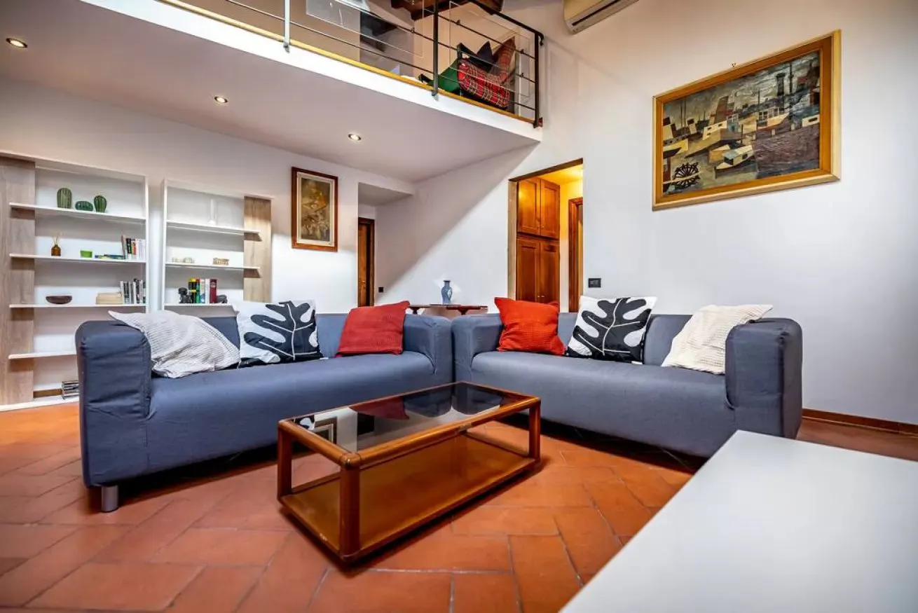 2-Bedroom Apartment in Via dei Vellutini, Florence (1440225) ROOM 2