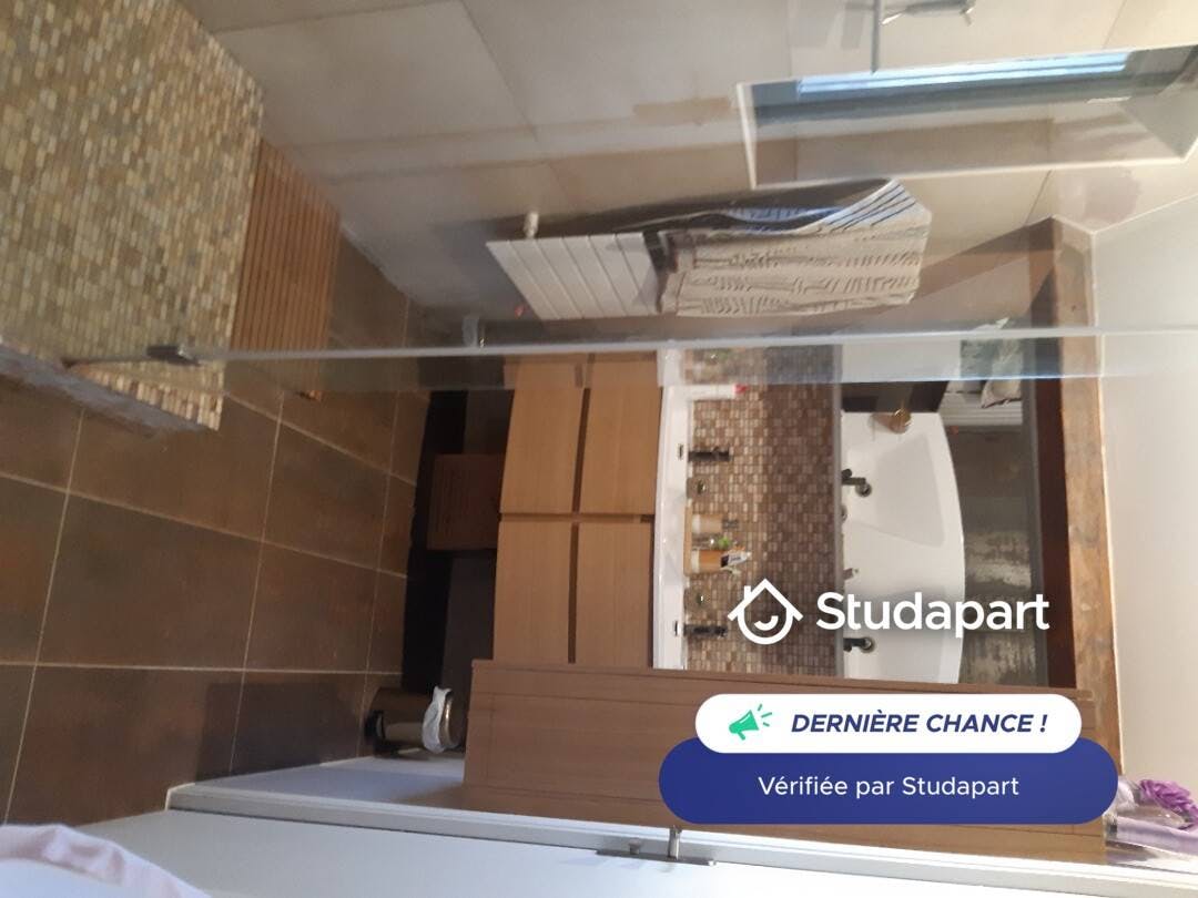 Private room for rent on Rue des Écoles, Créteil - Widok 4