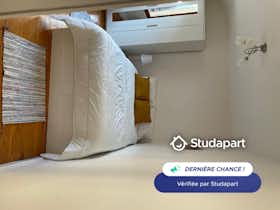Apartamento para alugar por € 650 por mês em Dijon, Rue Général Fauconnet
