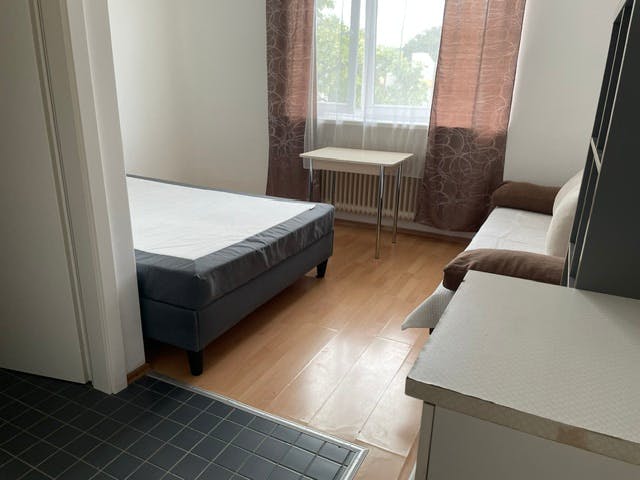 Apartament de închiriat pentru 940 EUR pe lună în München, Lerchenauer Straße