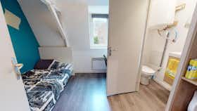 Stanza privata in affitto a 410 € al mese a Tourcoing, Rue des Ursulines