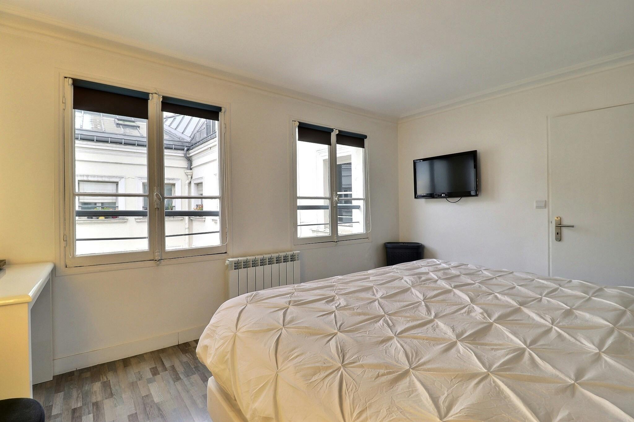 1-Bedroom Apartment in Rue Tronchet, Paris (1440910) room image 10