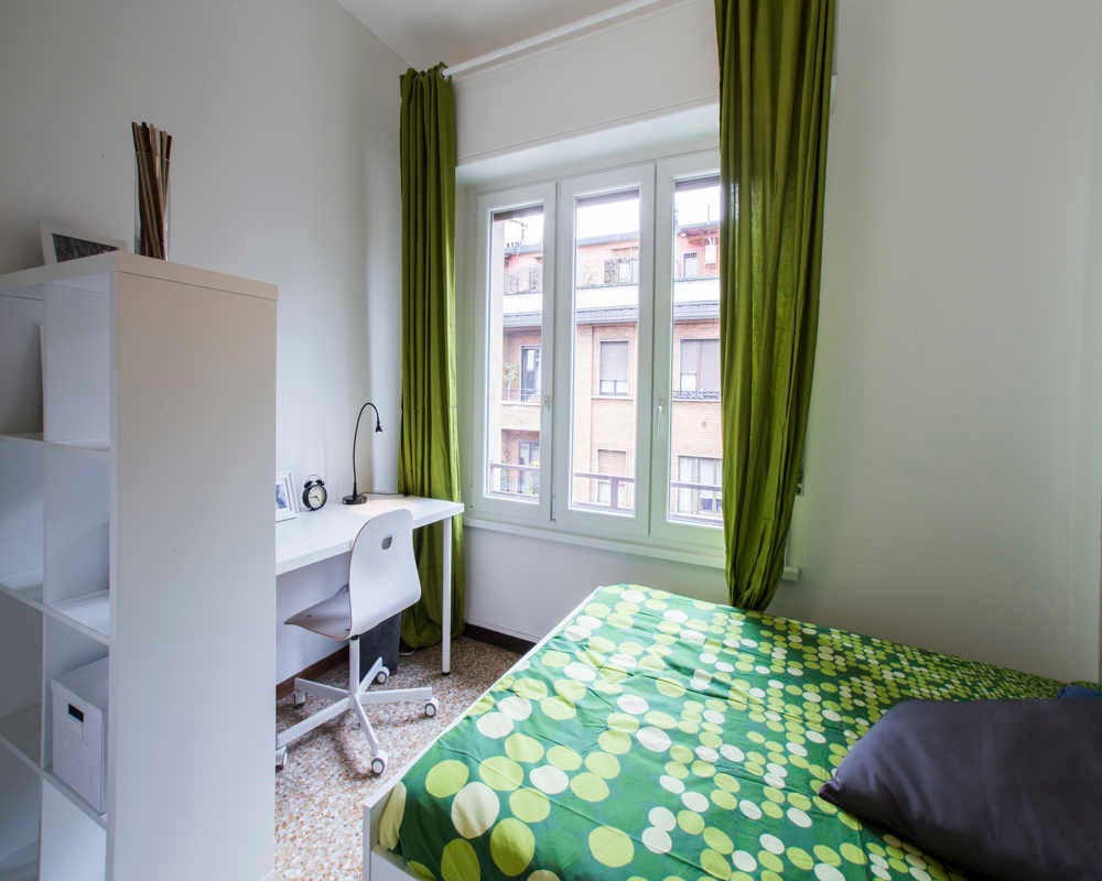 Viale Carlo Espinasse, Milan preview