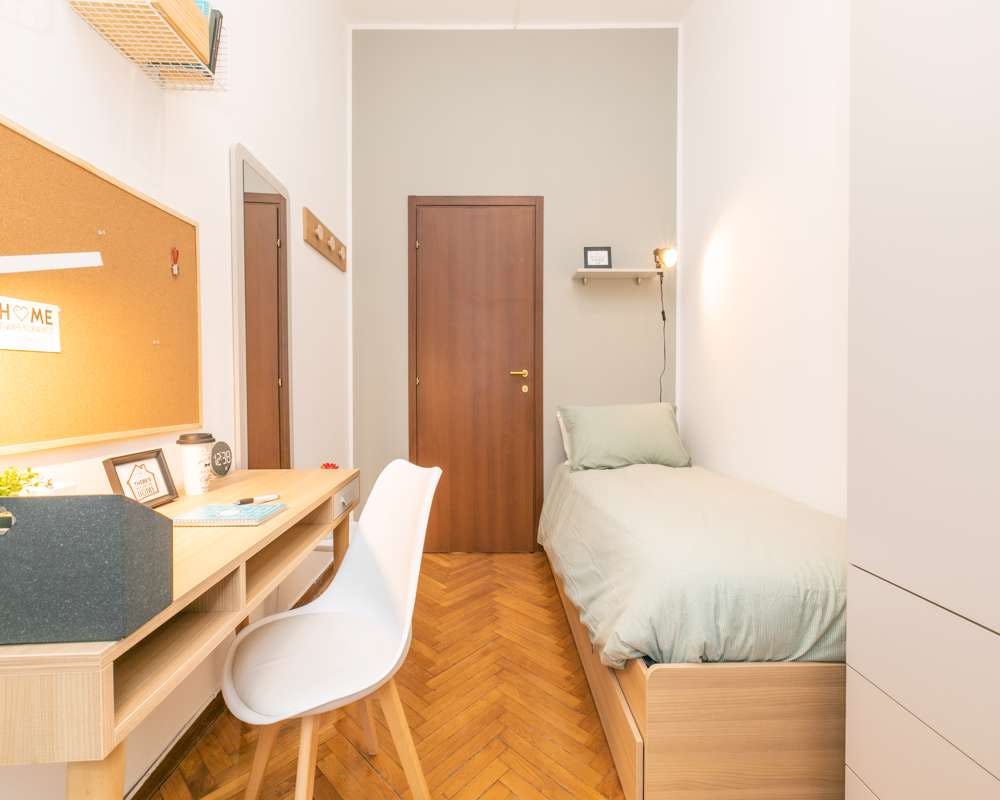 Private room for rent for €1,120 per month in Milan, Corso di Porta Vittoria