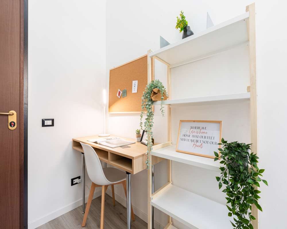 Viale Col di Lana, Milan