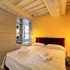 Apartamento en alquiler por 1000 € al mes en Siena, Vicolo di Rustichetto