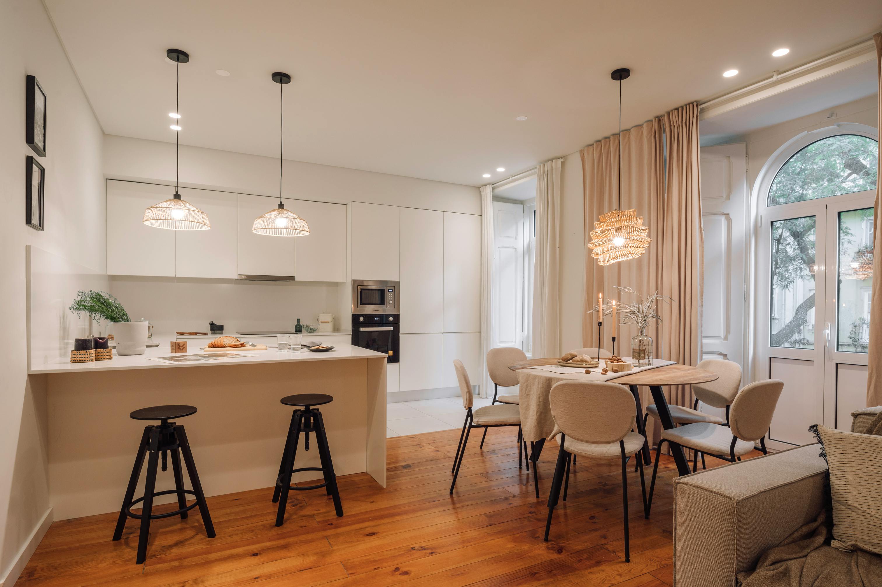 Avenida Elias Garcia, Lisbon preview