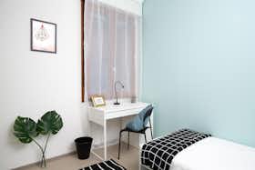 Private room for rent for €570 per month in Rimini, Vicolo Gioia