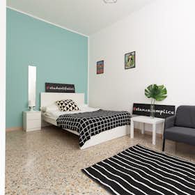 Stanza privata for rent for 600 € per month in Rimini, Corso d'Augusto