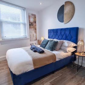 Studio for rent for 2.300 £ per month in Brighton, Windsor Street