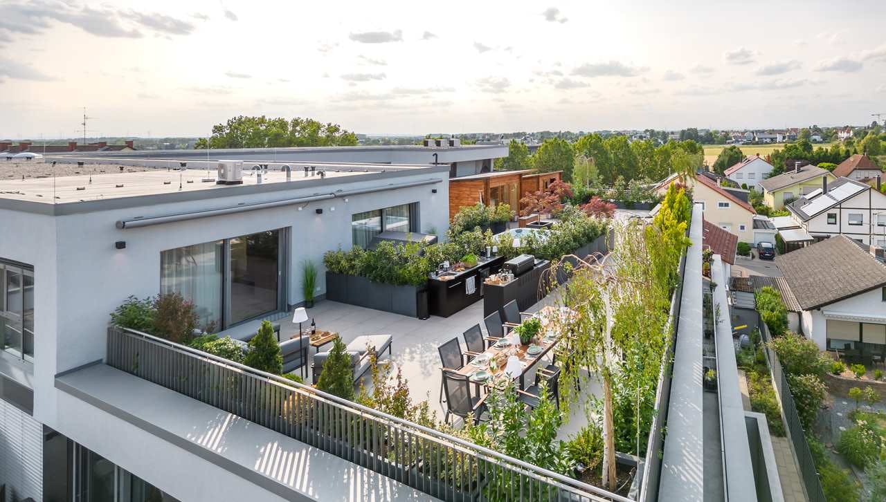 Apartment for rent for €5,900 per month in Alsbach-Hähnlein, Beuneweg