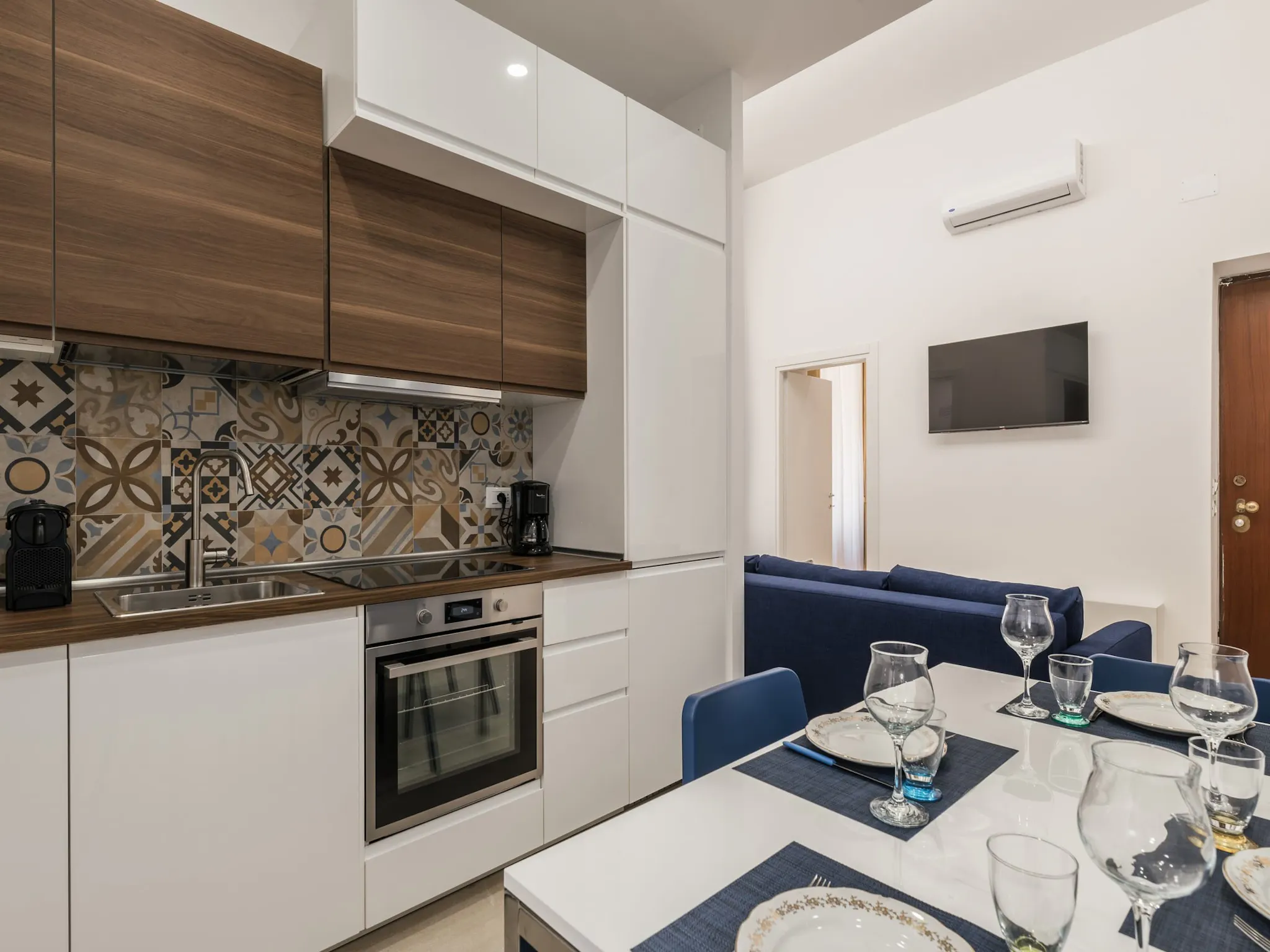2-Bedroom Apartment in Viale Giulio Cesare, Rome (1441528) ROOM 4