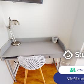 WG-Zimmer for rent for 450 € per month in Lorient, Rue Pasteur