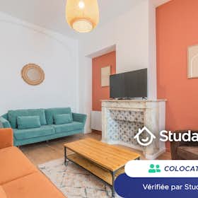 Private room for rent for €435 per month in Roubaix, Rue de Lille