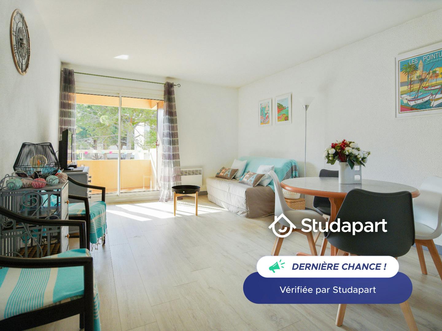 Wohnung zu mieten für 890 € pro Monat in Sanary-sur-Mer, Route de la Gare