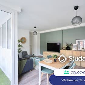 Отдельная комната сдается в аренду за 460 € в месяц в Valenciennes, Rue de la Vieille Poissonnerie