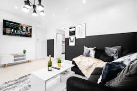 Maison à louer pour 2 602 £GB/mois à Birmingham, Oakcroft Road