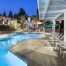 Habitación compartida en alquiler por $1,250 al mes en Los Angeles, Barham Blvd