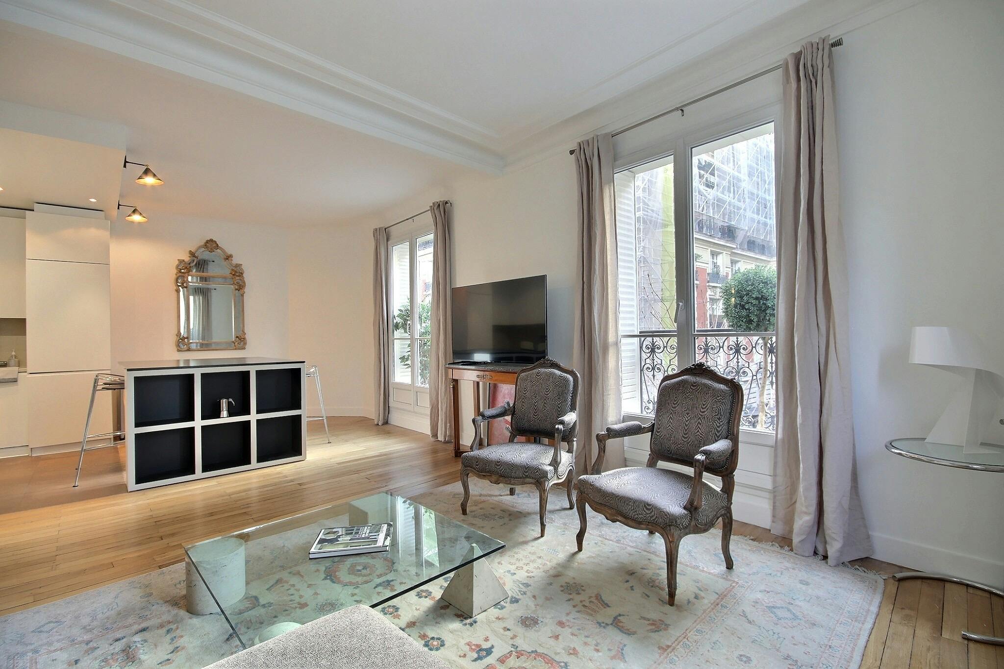 1-Bedroom Apartment in Villa Sainte-Foy, Neuilly-sur-Seine (1442252) room image 10
