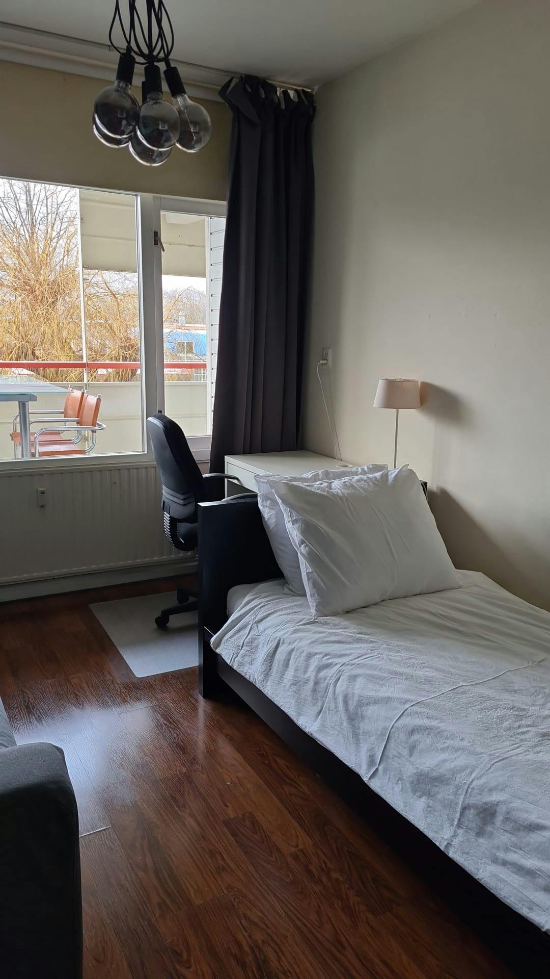 Kamer in Capelle aan den IJssel