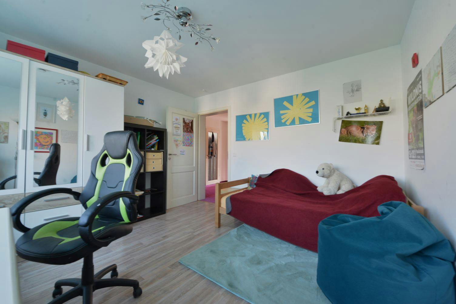 preview gallery tile