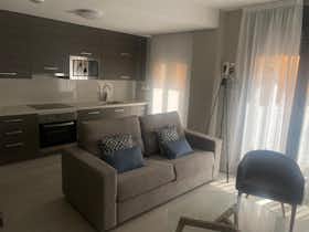 Apartament de închiriat pentru 2.000 EUR pe lună în Zaragoza, Calle Policarpo Romea