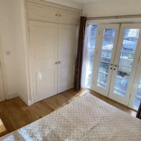 Private room for rent for £1,155 per month in London, Bevenden Street