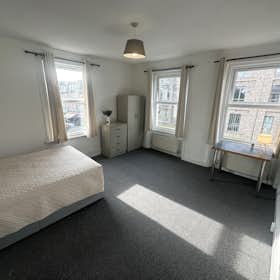 Private room for rent for €1,453 per month in London, Harrow Road