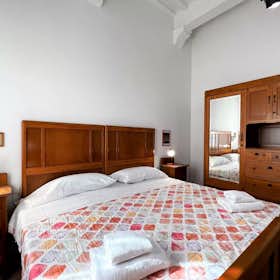 Дом сдается в аренду за 1 000 € в месяц в Siena, Via delle Sperandie