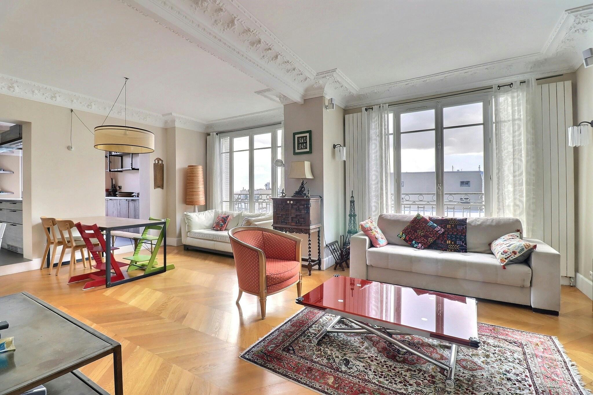 Apartment for rent for €3,845 per month in Paris, Rue Lepic