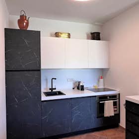 Casa for rent for 1.000 € per month in Siena, Via Lelio e Fausto Socino