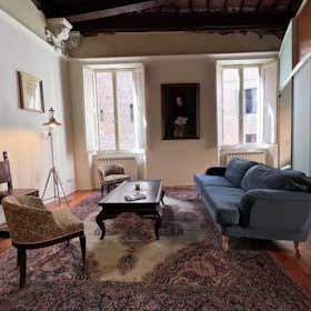 House for rent for €1,000 per month in Siena, Via Sallustio Bandini