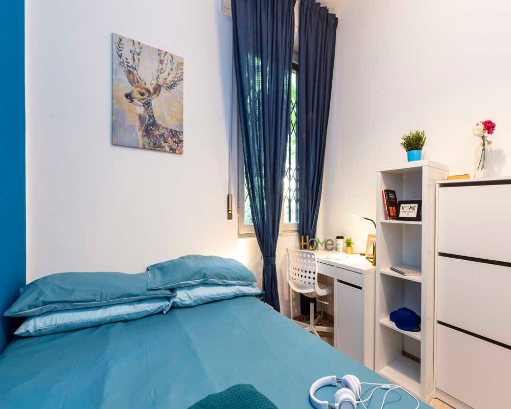 Private room for rent for €575 per month in Milan, Via Salvatore Barzilai