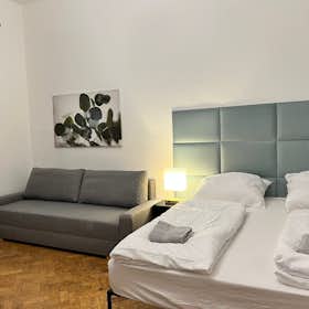 Apartment for rent for €1,400 per month in Vienna, Göllnergasse