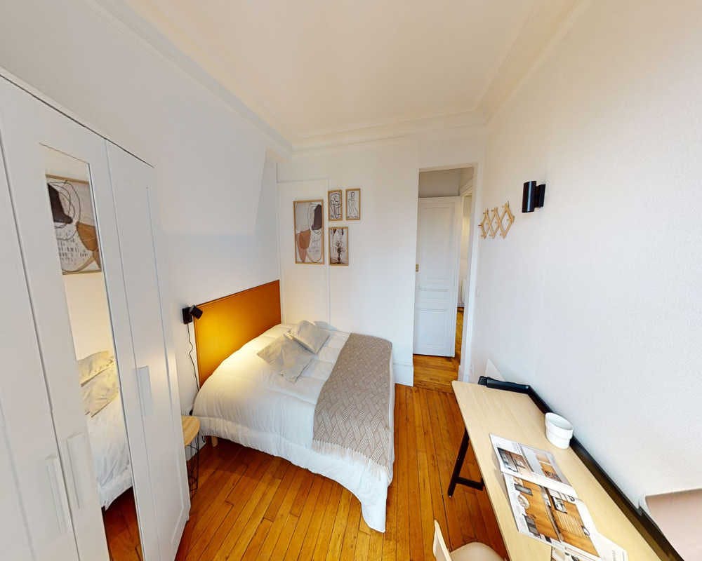 Rue des Cloys, Paris preview