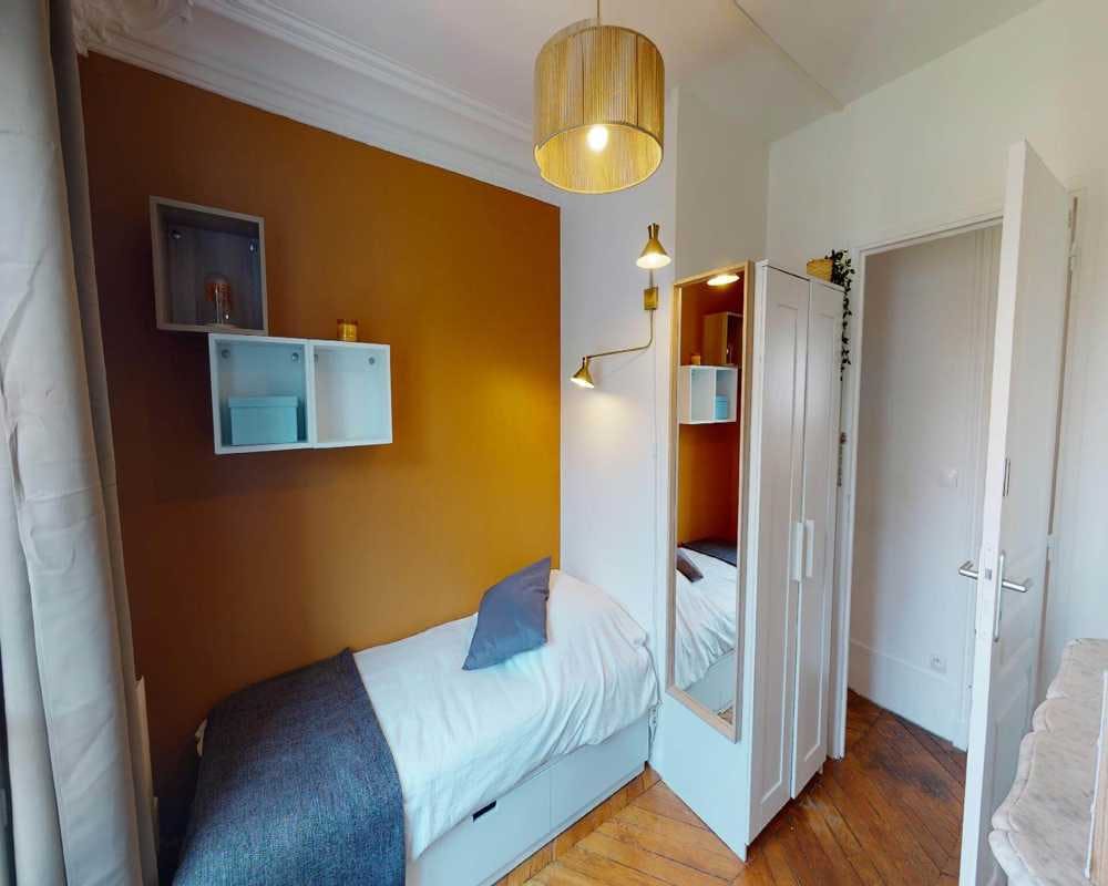 Apartment in Paris