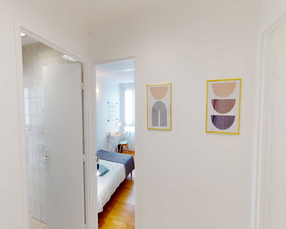 Apartment Paris, 1 bed, 9m² — photo 25